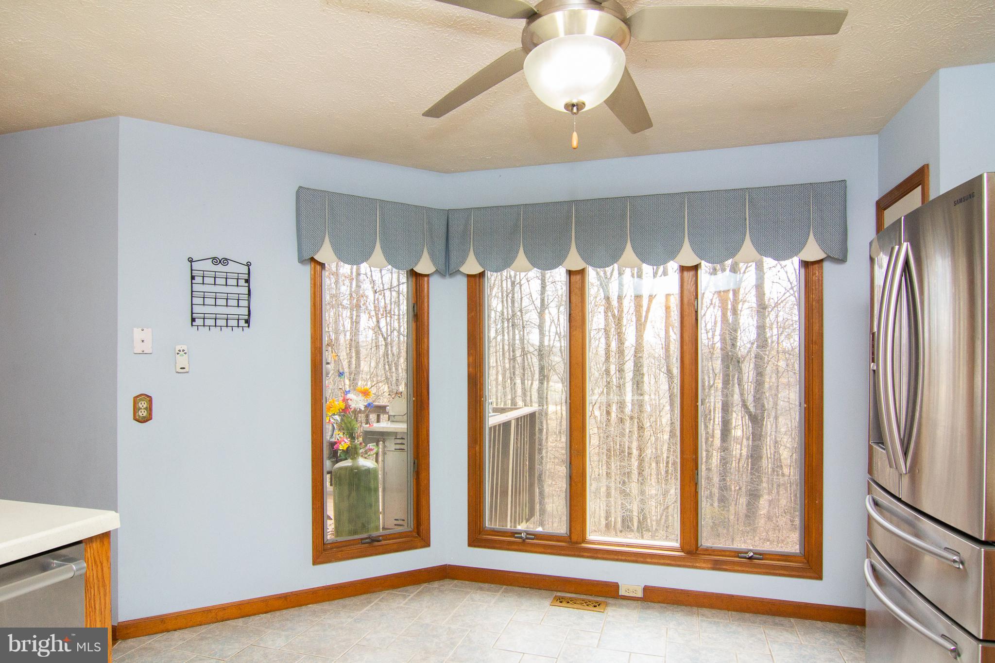 3811 Old Hanover Road Westminster, MD 21158 - Photo 9 of 34 Breakfast Room off Kitchen