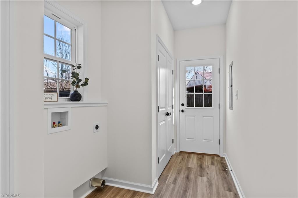 402 North Ward Avenue High Point, NC 27262 - Photo 13 of 28 Door to side yard from laurndry room