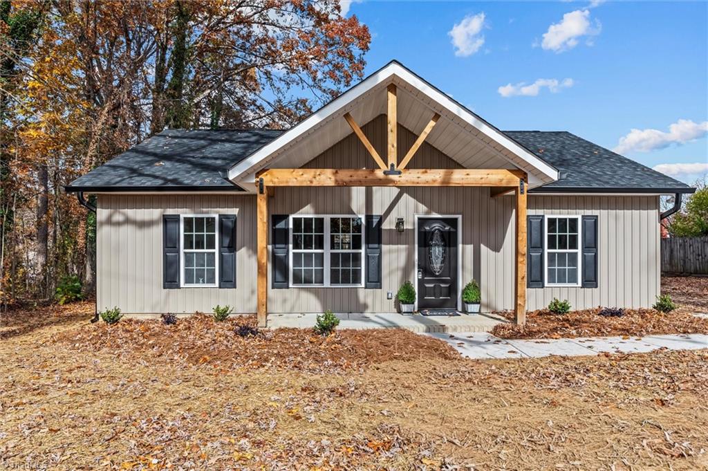 402 North Ward Avenue High Point, NC 27262 - Photo 4 of 28 Welcome home to 402 N. Ward Ave