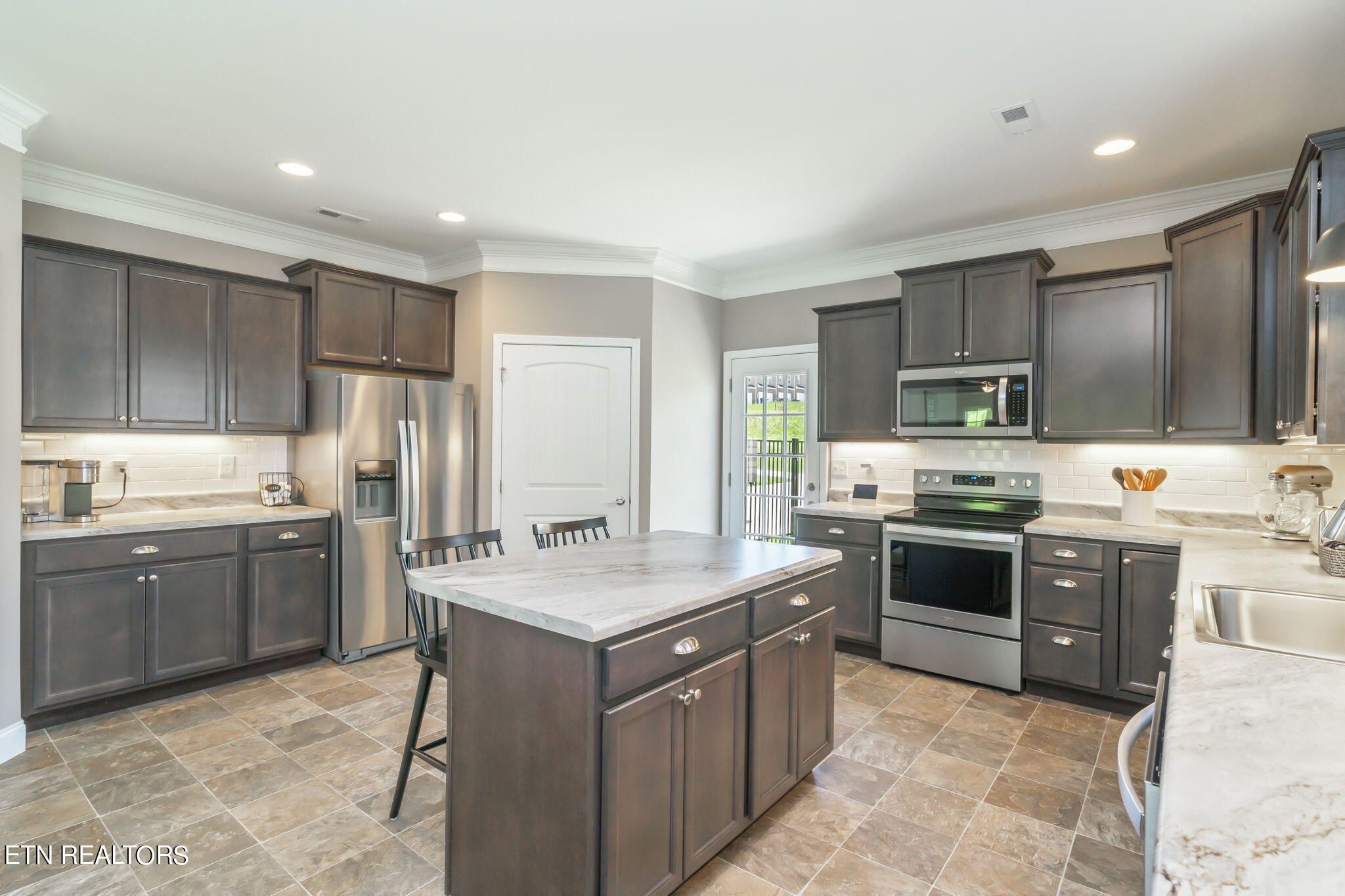 101 East Rarity Ridge Parkway Oak Ridge, TN 37830 - Photo 16 of 60 Kitchen