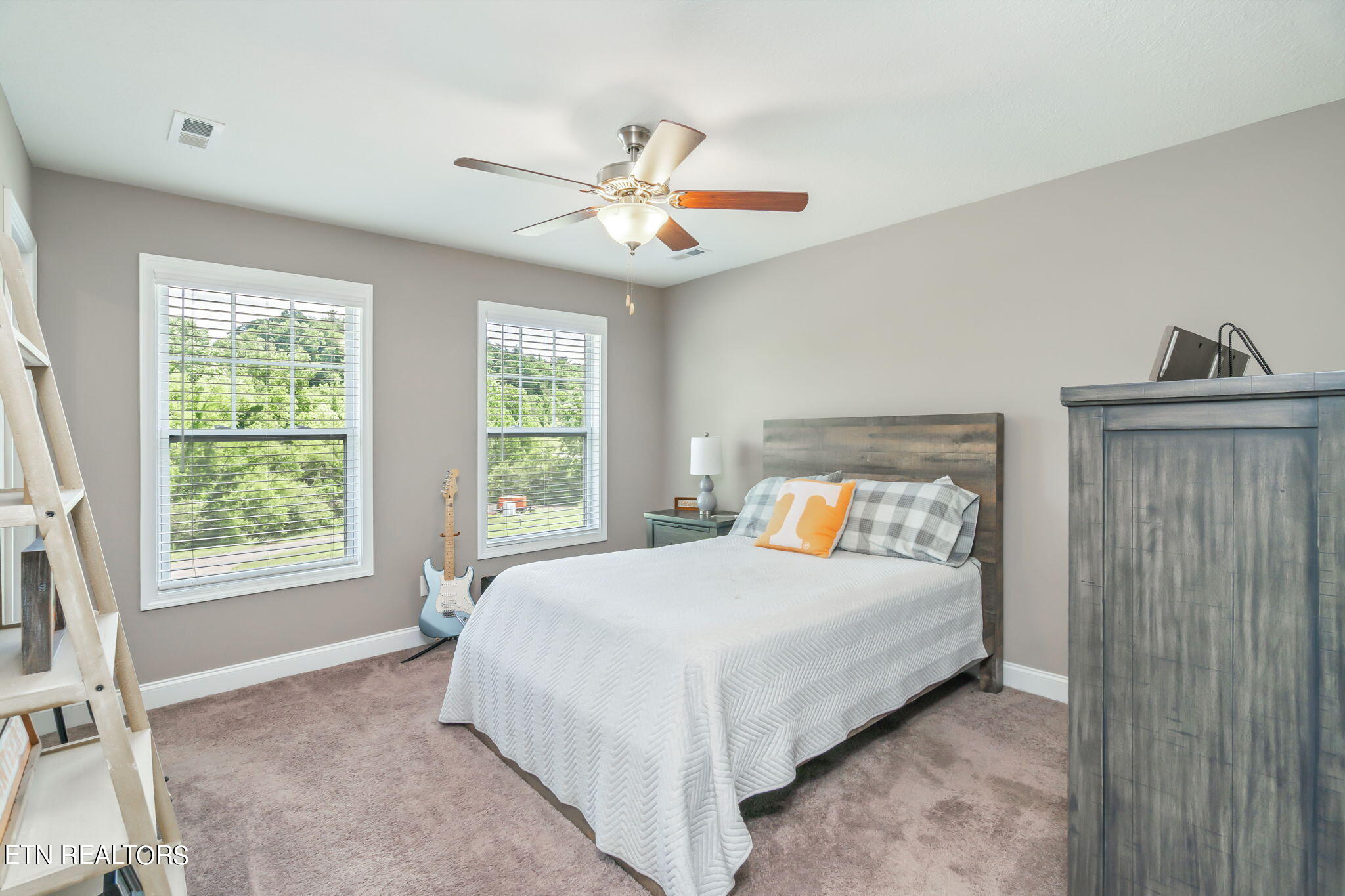 101 East Rarity Ridge Parkway Oak Ridge, TN 37830 - Photo 21 of 60 Primary Bedroom