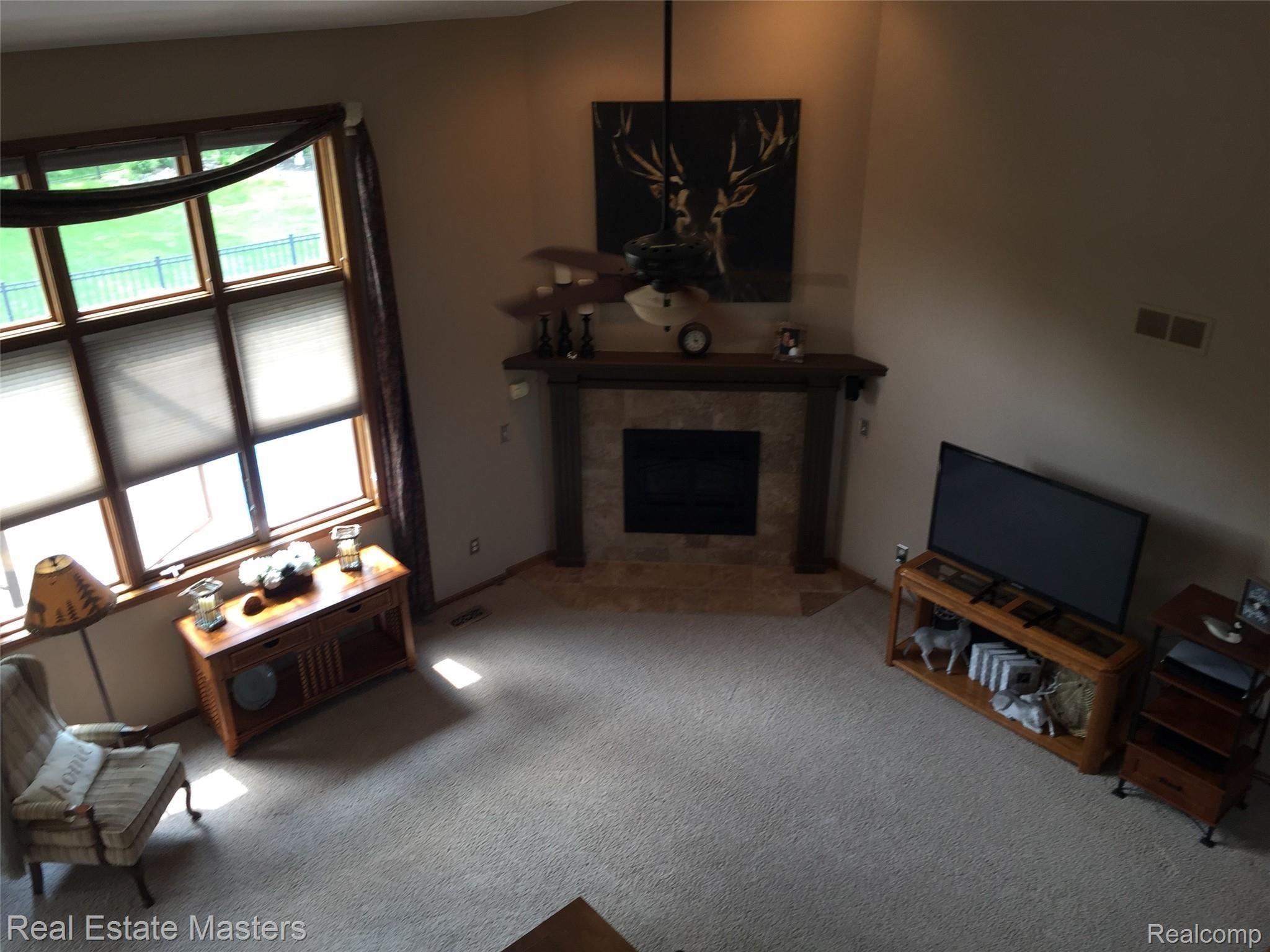 49241 Monte Road New Baltimore, MI 48047 - Photo 4 of 37 monte18.JPG