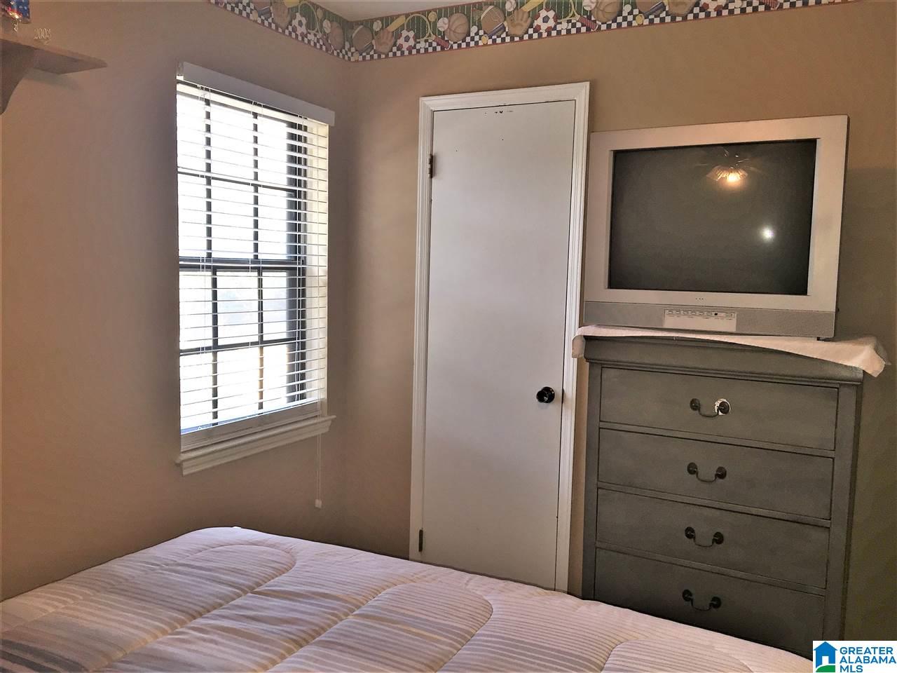 531 12th Street Northwest Alabaster, AL 35007 - Photo 15 of 24