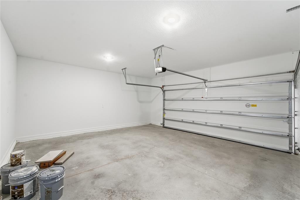 6680 Southwest 89th Loop Ocala, FL 34476 - Photo 39 of 39 a view of an empty room