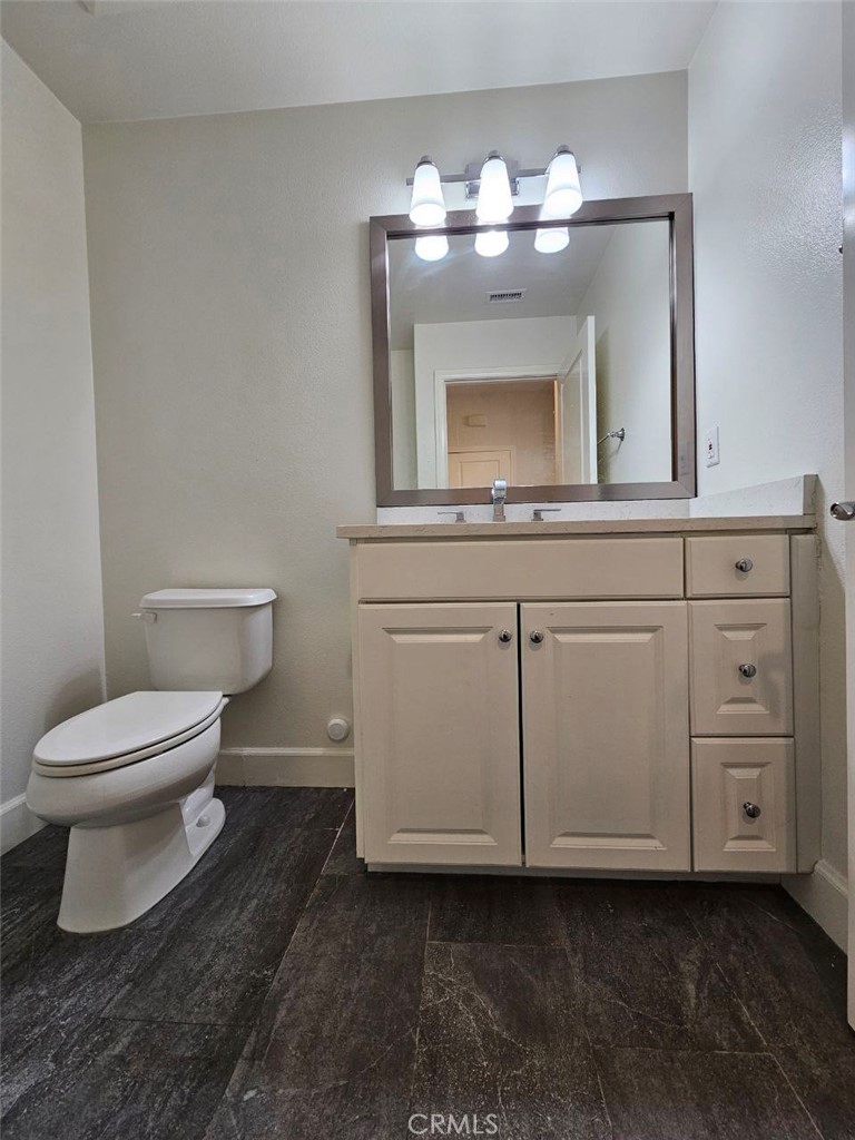 35 Courant Irvine, CA 92618 - Photo 15 of 40