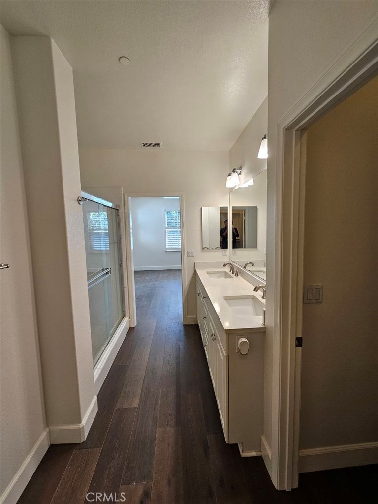 35 Courant Irvine, CA 92618 - Photo 24 of 40