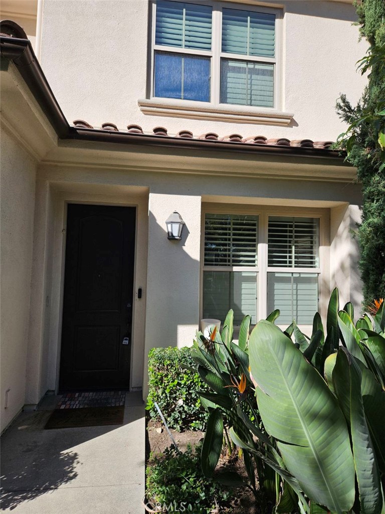 35 Courant Irvine, CA 92618 - Photo 5 of 40