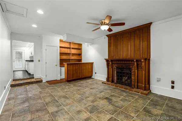 $255,000 | 488 Alan Drive, New Albany, IN 47150