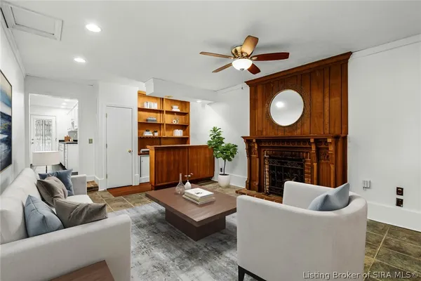 $255,000 | 488 Alan Drive, New Albany, IN 47150