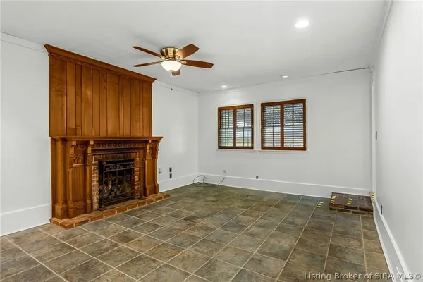 $255,000 | 488 Alan Drive, New Albany, IN 47150