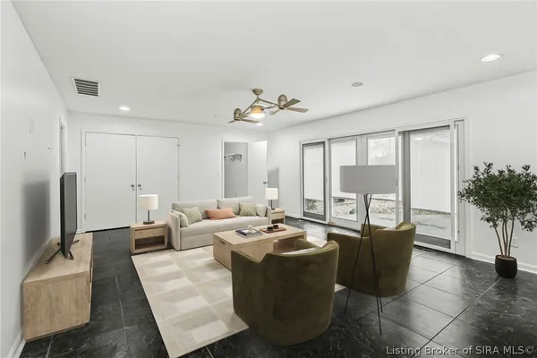 $255,000 | 488 Alan Drive, New Albany, IN 47150