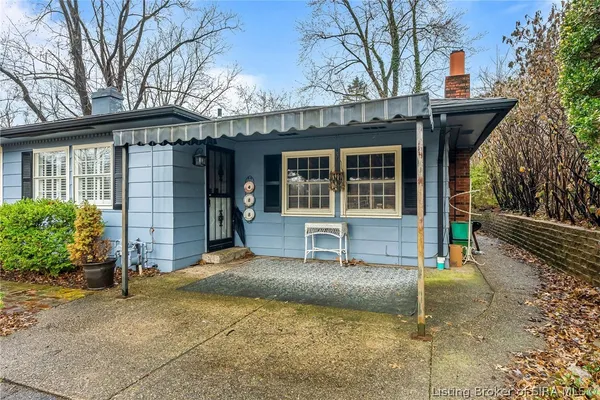 $255,000 | 488 Alan Drive, New Albany, IN 47150