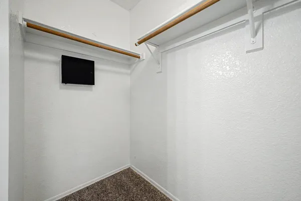 $1,930 | 621 North Fresno Street, Chandler, AZ 85225