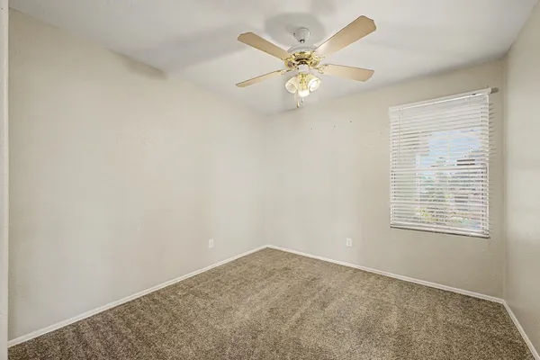 $1,930 | 621 North Fresno Street, Chandler, AZ 85225