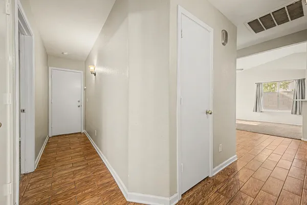 $1,930 | 621 North Fresno Street, Chandler, AZ 85225