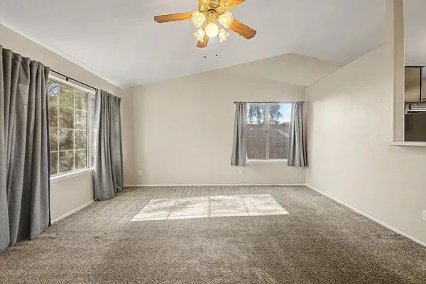 $1,930 | 621 North Fresno Street, Chandler, AZ 85225