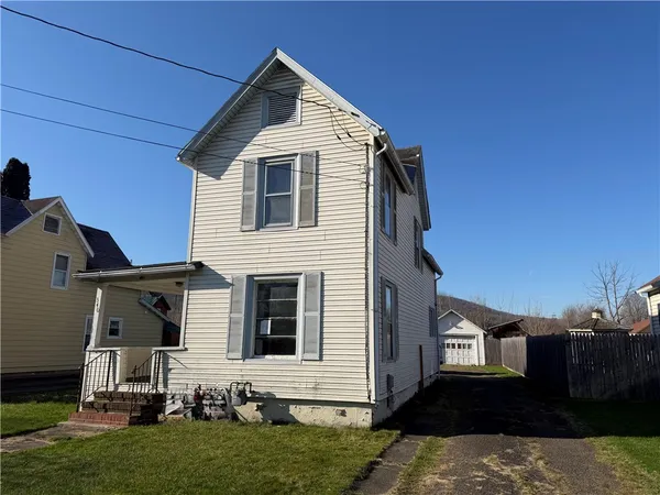 $48,900 | 340 East High Street, Erwin, NY 14870