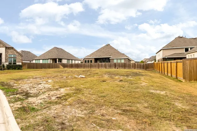 $96,000 | 13185 Hallie Crest, Schertz, TX 78154