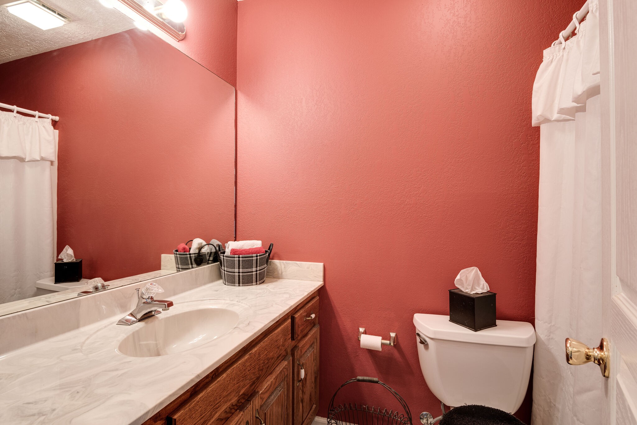 3944 Kedron Road Spring Hill, TN 37174 - Photo 23 of 31 a bathroom with a sink and a mirror