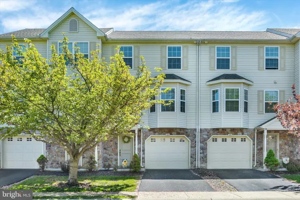 $275,000 | 186 Mapleton Drive, Harrisburg, PA 17112