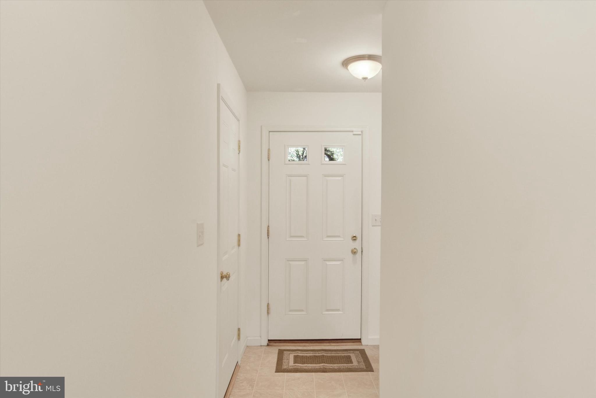 186 Mapleton Drive Harrisburg, PA 17112 - Photo 4 of 33
