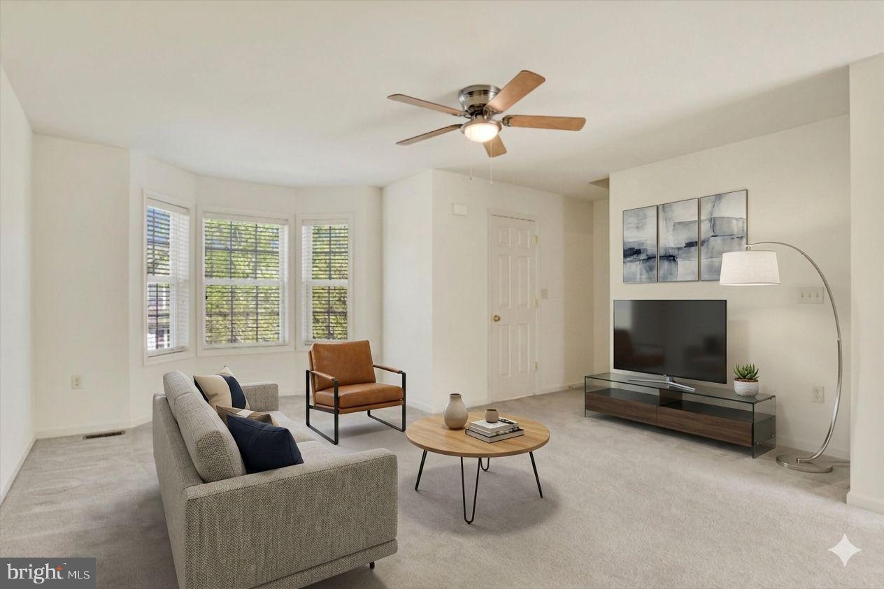 186 Mapleton Drive Harrisburg, PA 17112 - Photo 6 of 33 Virtual Staged