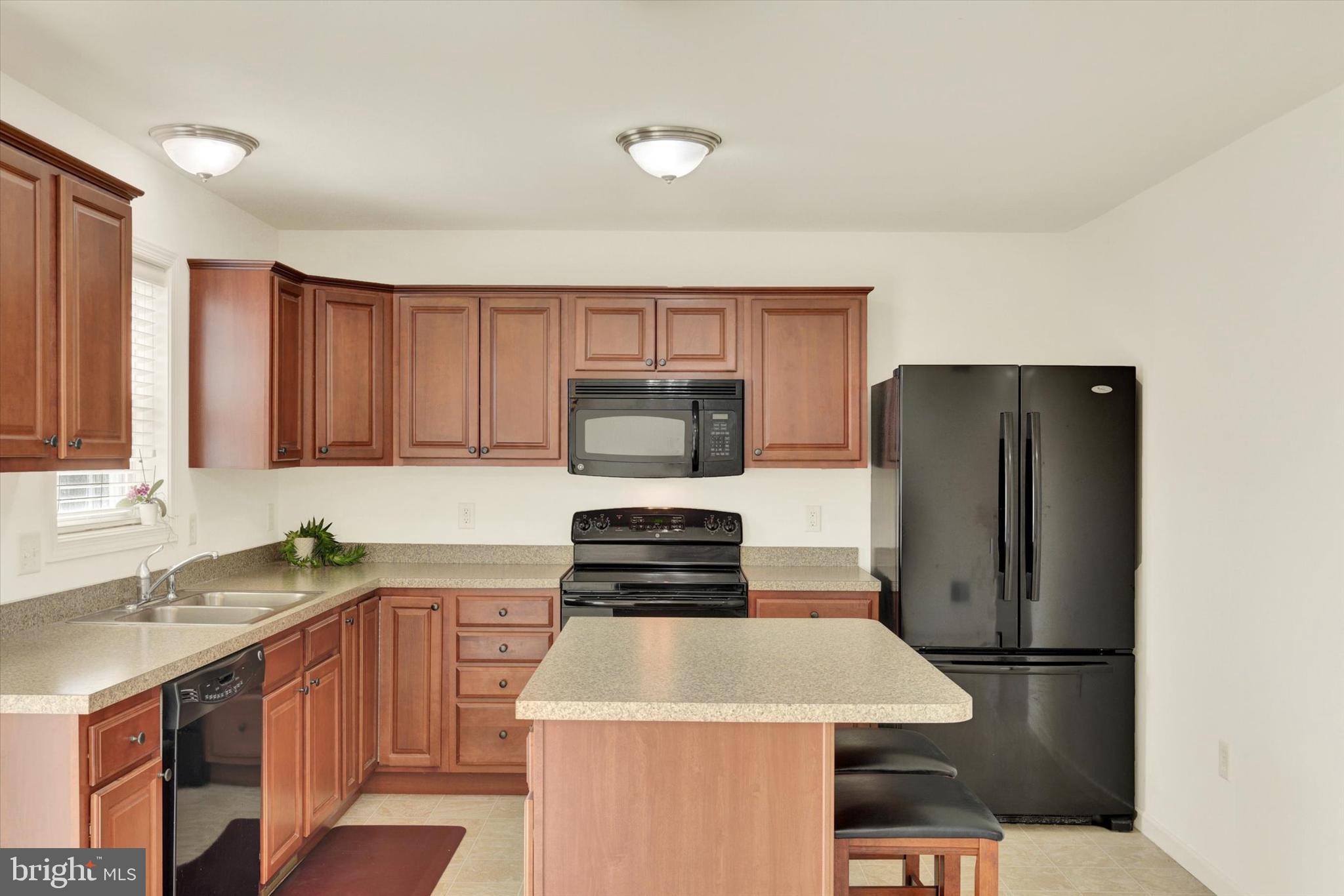 186 Mapleton Drive Harrisburg, PA 17112 - Photo 10 of 33
