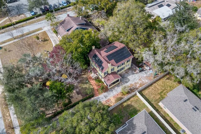 $429,000 | 1305 East Washington Avenue, Eustis, FL 32726