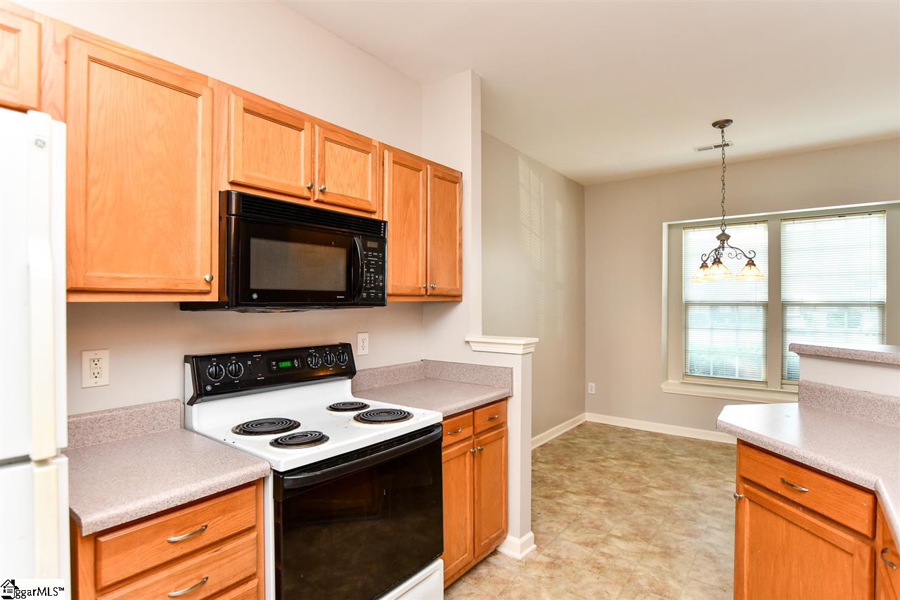 39 Spring Crossing Circle Greer, SC 29650 - Photo 9 of 27 Gallery Image 9