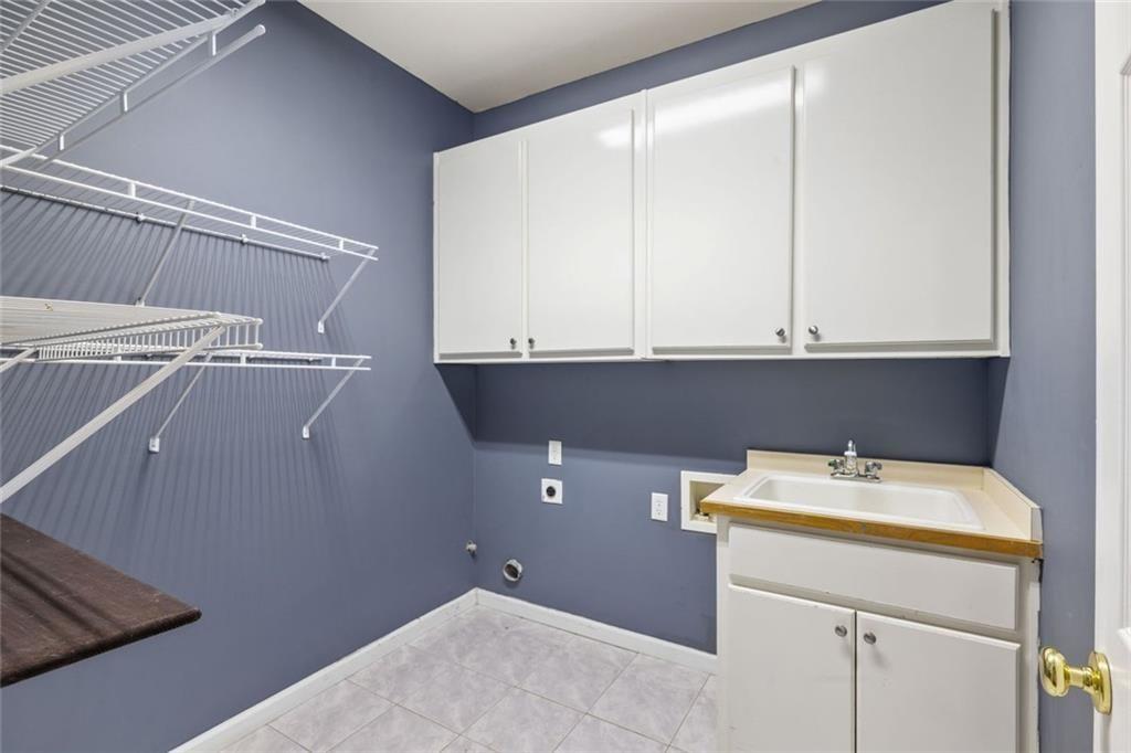 395 Amberbrook Circle Grayson, GA 30017 - Photo 13 of 54 Gallery Image 13
