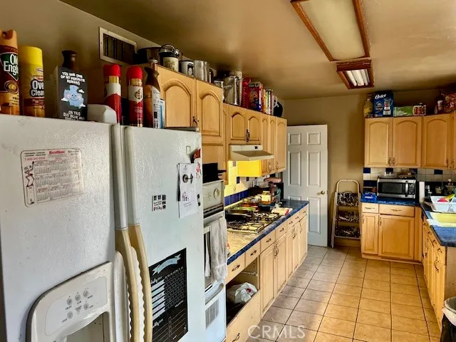 $600,000 | 2106 West 157th Street, Compton, CA 90220