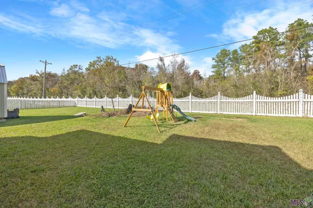 $215,000 | 26309 Riverscape Drive, Springfield, LA 70462