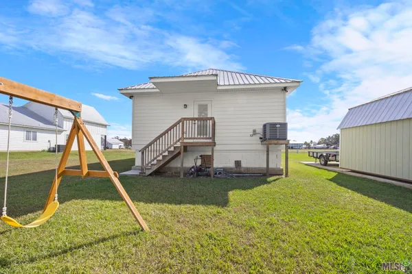 $215,000 | 26309 Riverscape Drive, Springfield, LA 70462