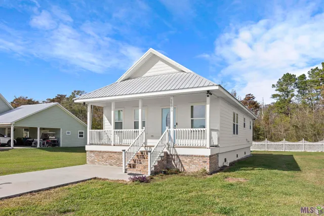 $215,000 | 26309 Riverscape Drive, Springfield, LA 70462