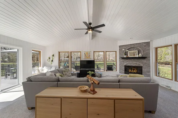 $650,000 | 11227 Bobolink Lane, Mequon, WI 53092