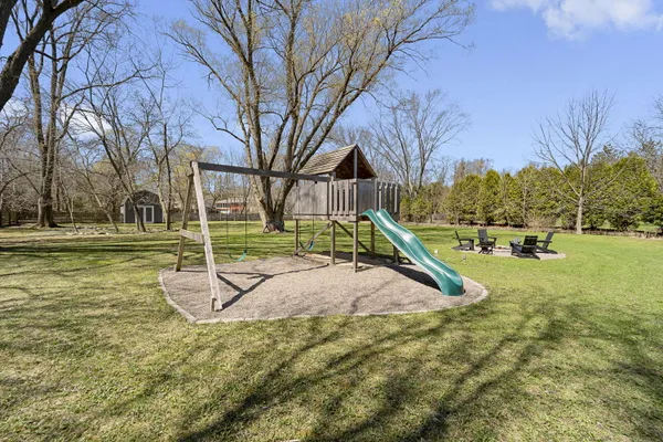 $650,000 | 11227 Bobolink Lane, Mequon, WI 53092