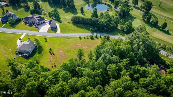 $190,000 | 309 Golf Ridge Drive, Unit 1R, Kingsport, TN 37664