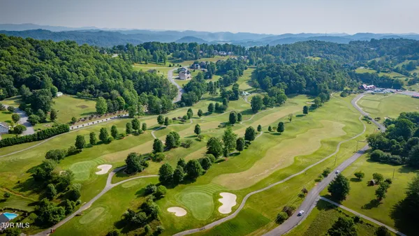 $190,000 | 309 Golf Ridge Drive, Unit 1R, Kingsport, TN 37664