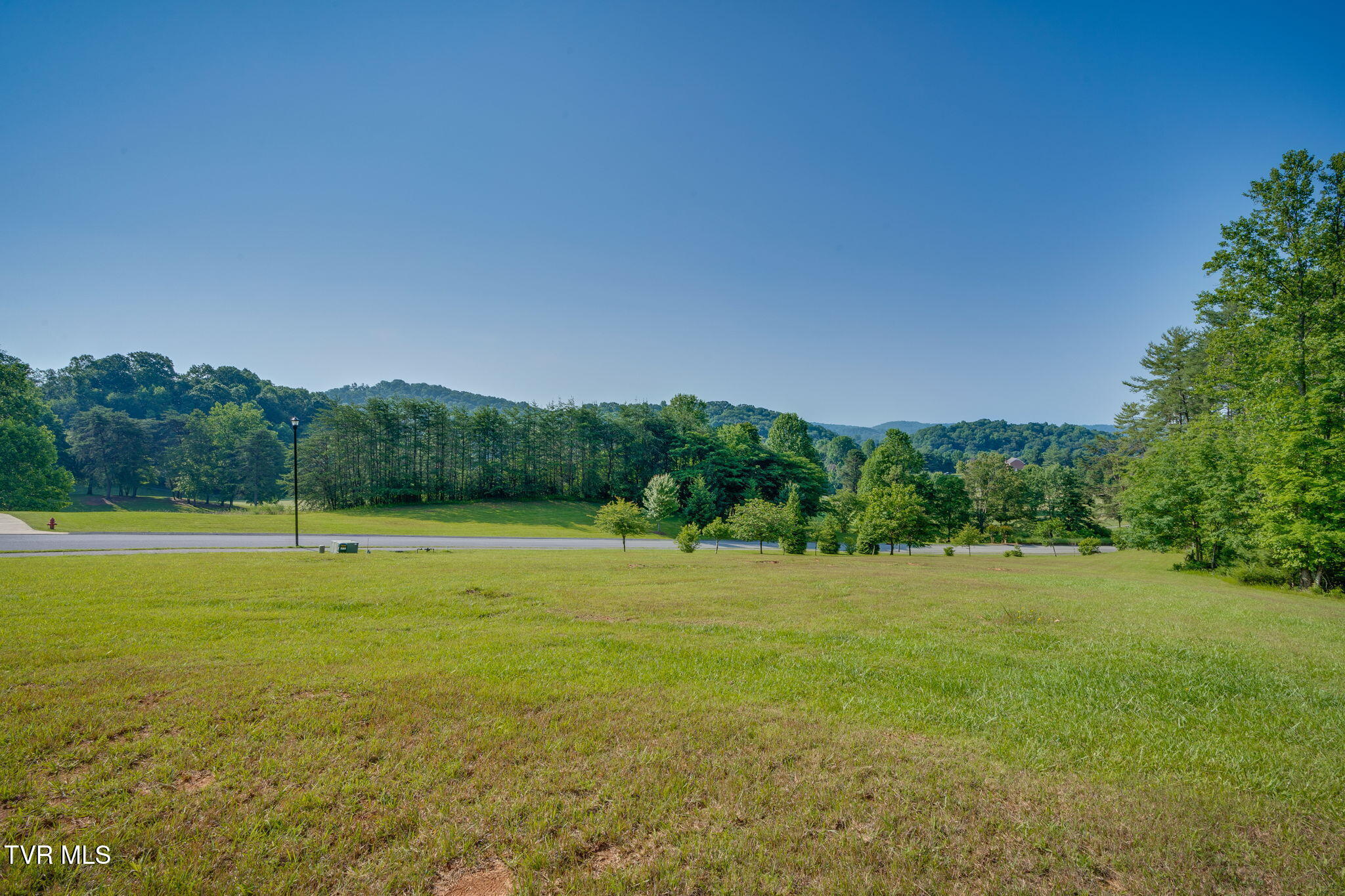 309 Golf Ridge Drive, Unit 1R Kingsport, TN 37664 - Photo 4 of 24 002