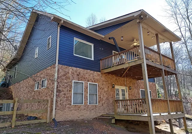 $375,000 | 154 Hollyanne Pond, Hayesville, NC 28904