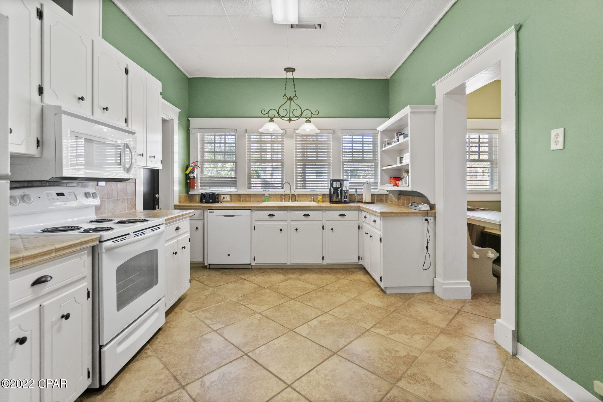 896 Main Street Chipley, FL 32428 - Photo 7 of 41