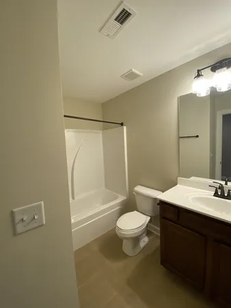 $1,400 | 2506 East Main Street, Unit A2, Murfreesboro, TN 37127