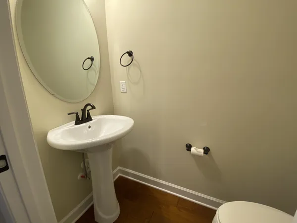 $1,400 | 2506 East Main Street, Unit A2, Murfreesboro, TN 37127
