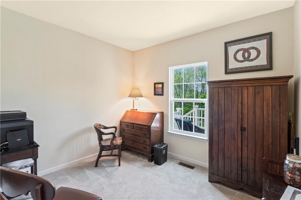 4512 Walnut Ridge Circle McDonald, PA 15057 - Photo 12 of 25 Gallery Image 12