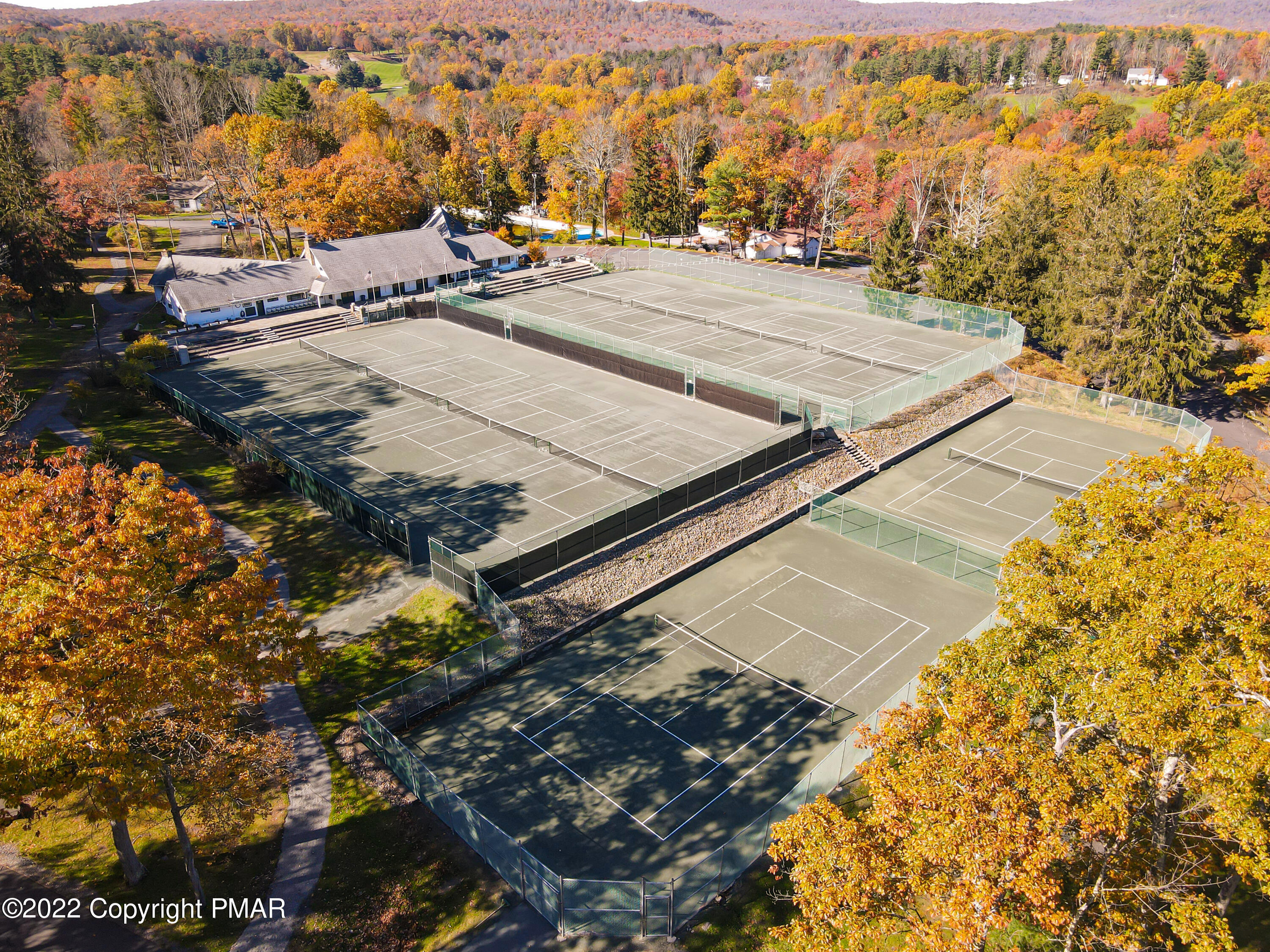 2169 Oak Hill Drive Canadensis, PA 18325 - Photo 33 of 40