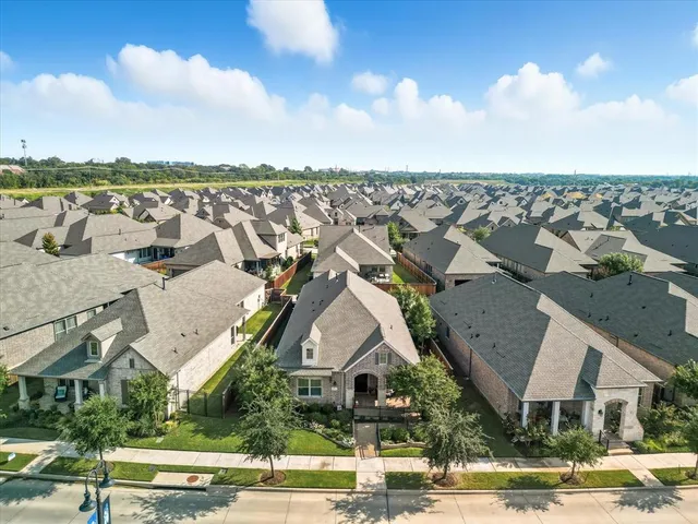 $545,000 | 4815 Beaver Creek Drive, Arlington, TX 76005