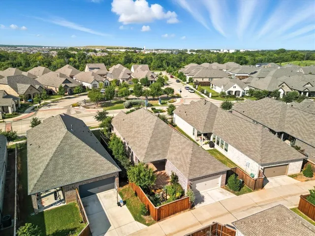 $545,000 | 4815 Beaver Creek Drive, Arlington, TX 76005