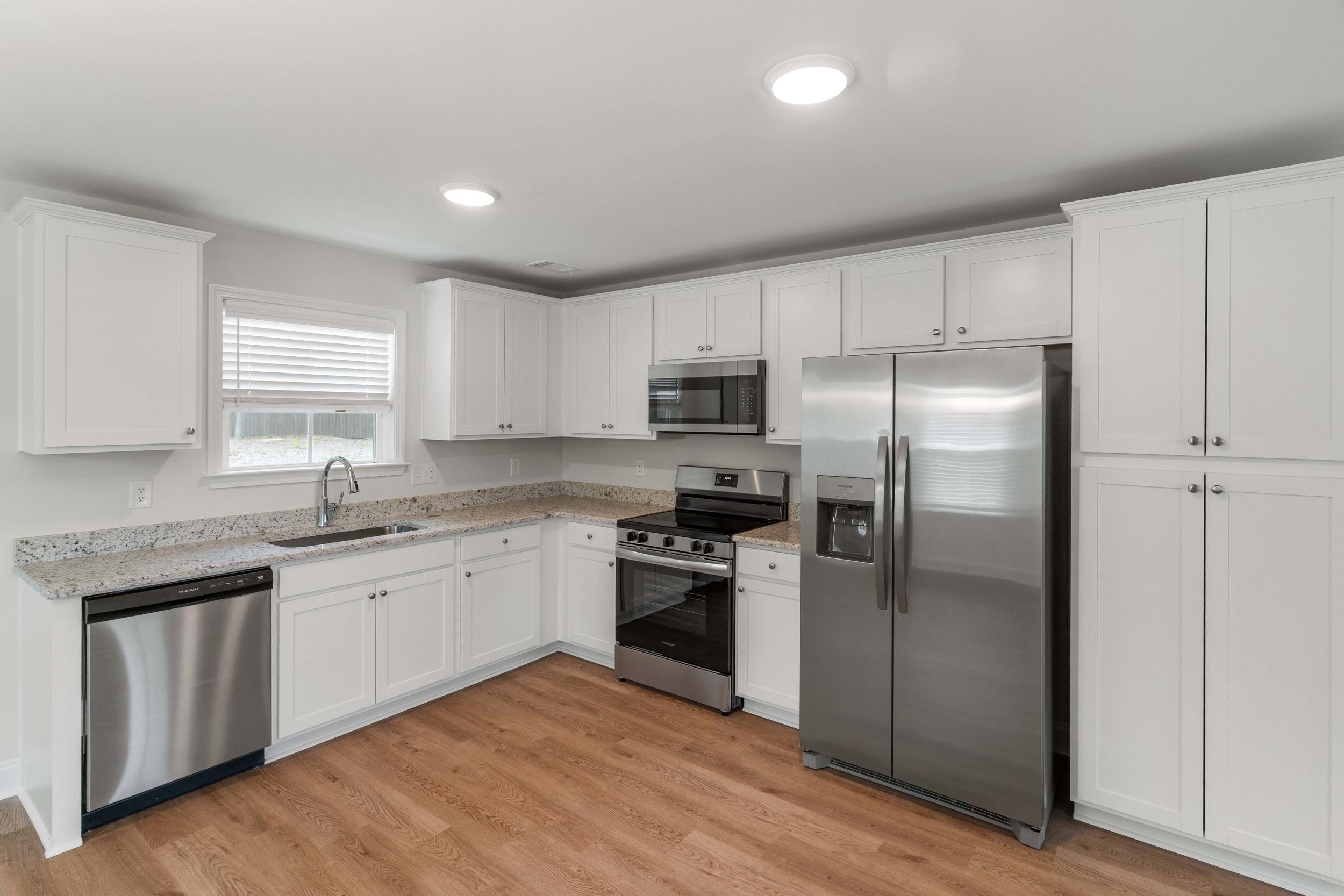 3037 Hummingbird Lane Augusta, GA 30906 - Photo 5 of 17 03.25.2026 02 3037-hummingbird-ln (matt