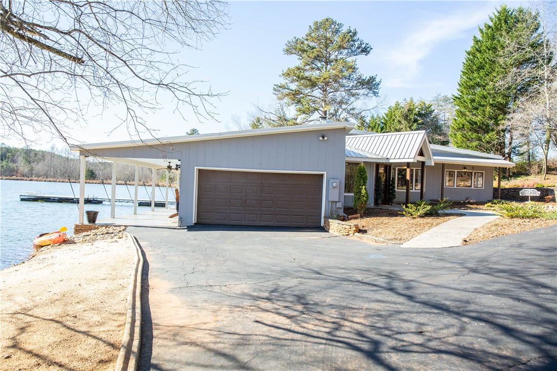 102 Springlake Road Six Mile, SC 29682 - Photo 25 of 38 Gallery Image 25