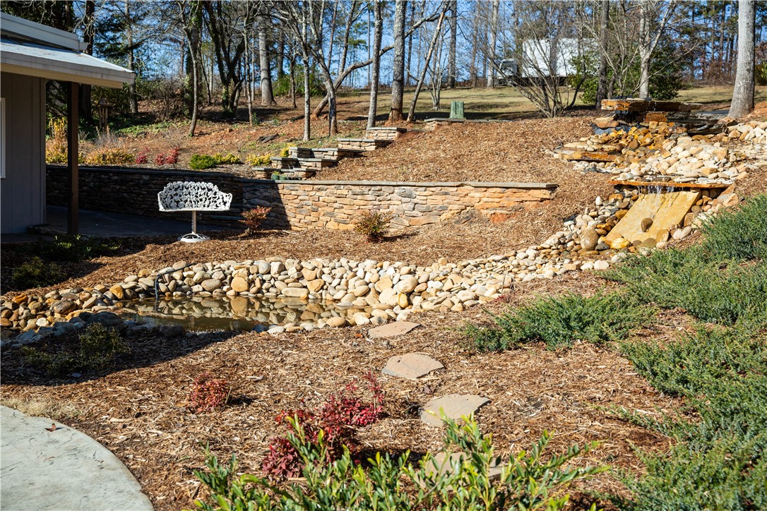 102 Springlake Road Six Mile, SC 29682 - Photo 35 of 38 Gallery Image 35